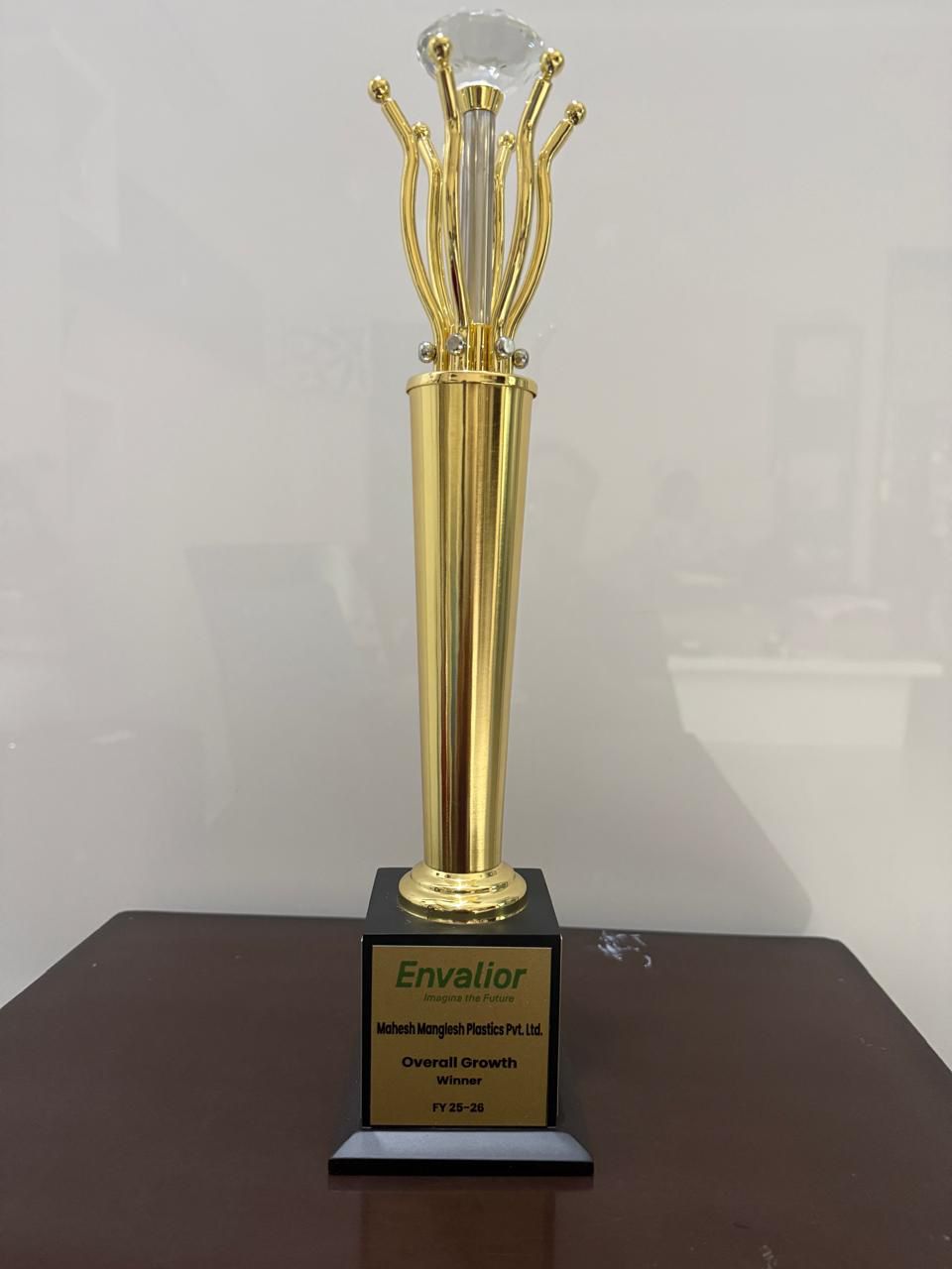 Envalior Overall Growth Winner FY 25-26 trophy awarded to Mahesh Manglesh Plastics