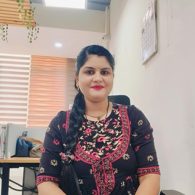 Ms. Dolly Rani, Office Admin at Mahesh Manglesh Plastics